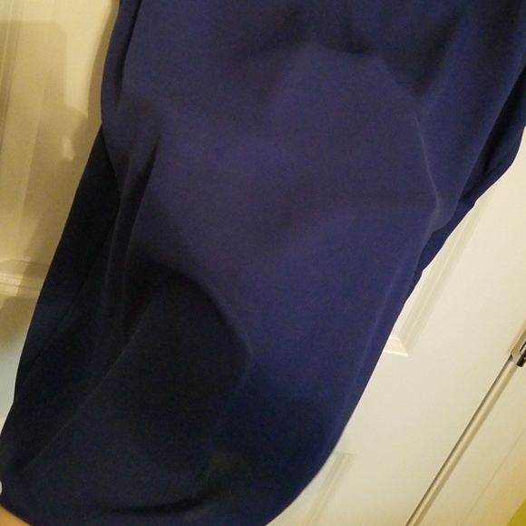 Express Split Back Tank - Picture 6 of 7